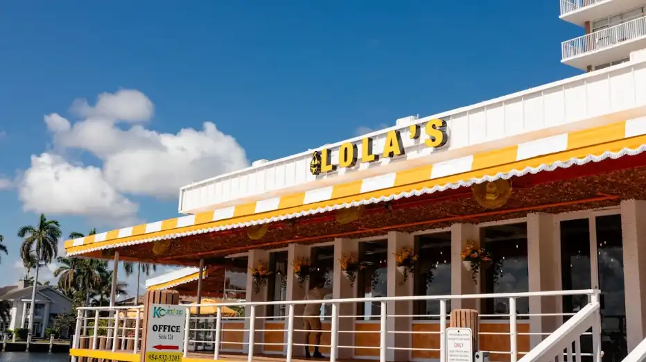 Happy Hour in Pompano Beach Lolas on the water - revelryfla.com Happy Hour in Pompano Beach Lolas on the water