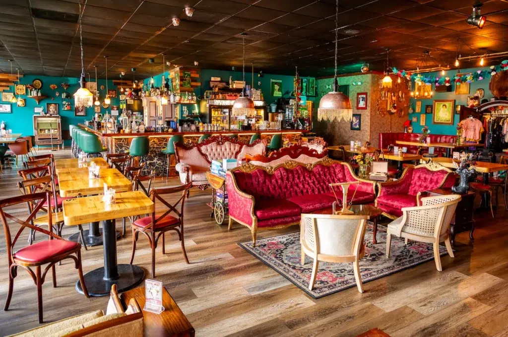 Reverly, bar near Pompano Beach Pier, best cocktail bar and dining spot in South Florida